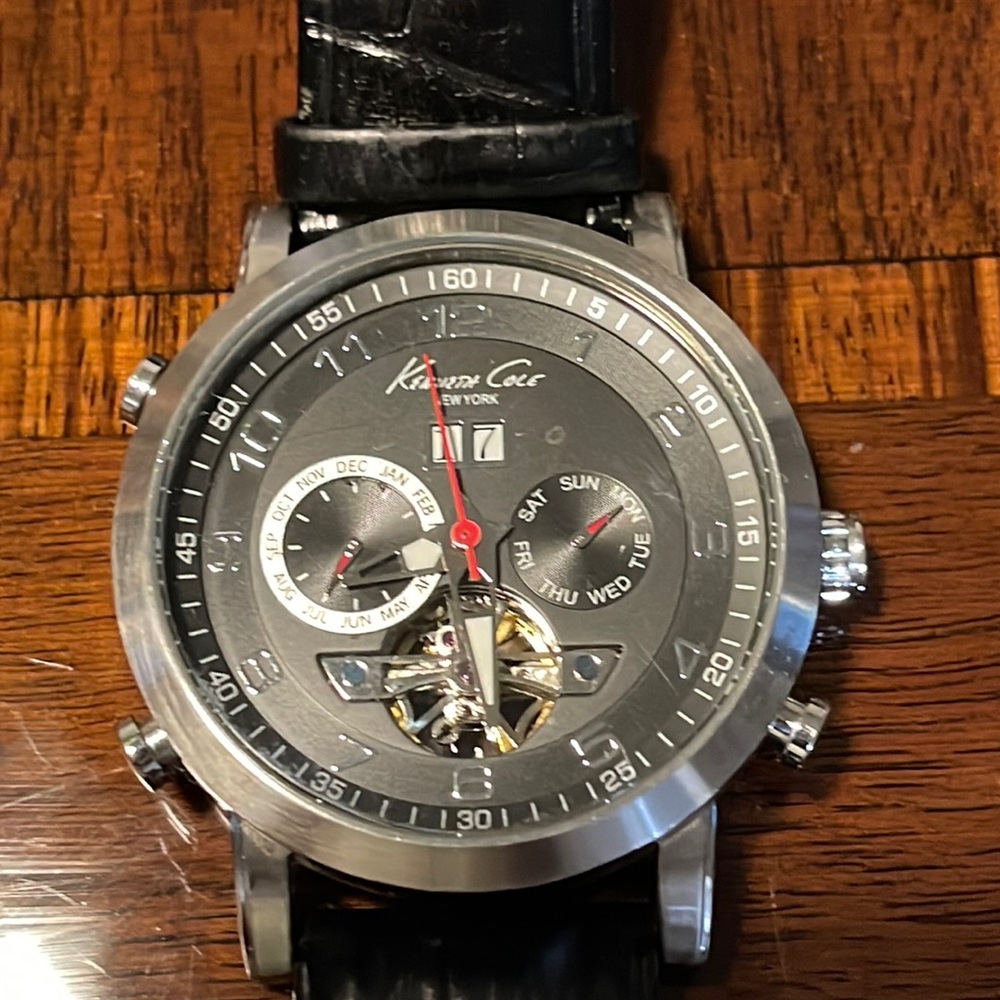 Kenneth Cole Men’s watch